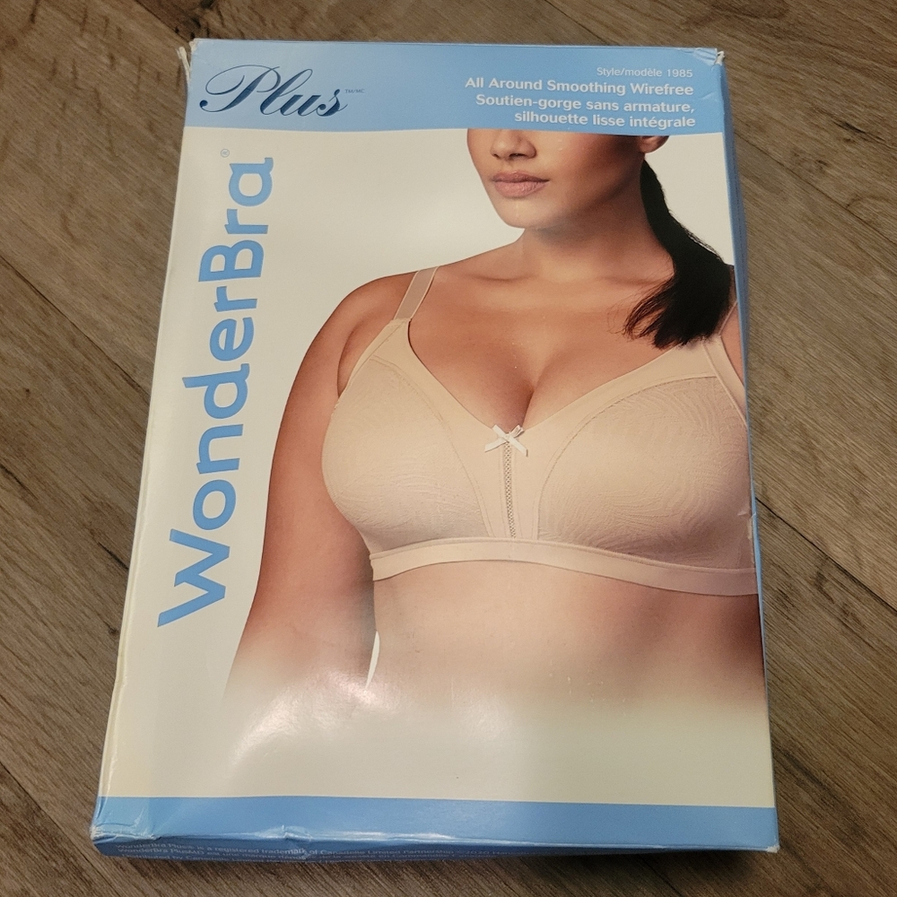 Wonderbra Plus Wirefree Bra 44DD